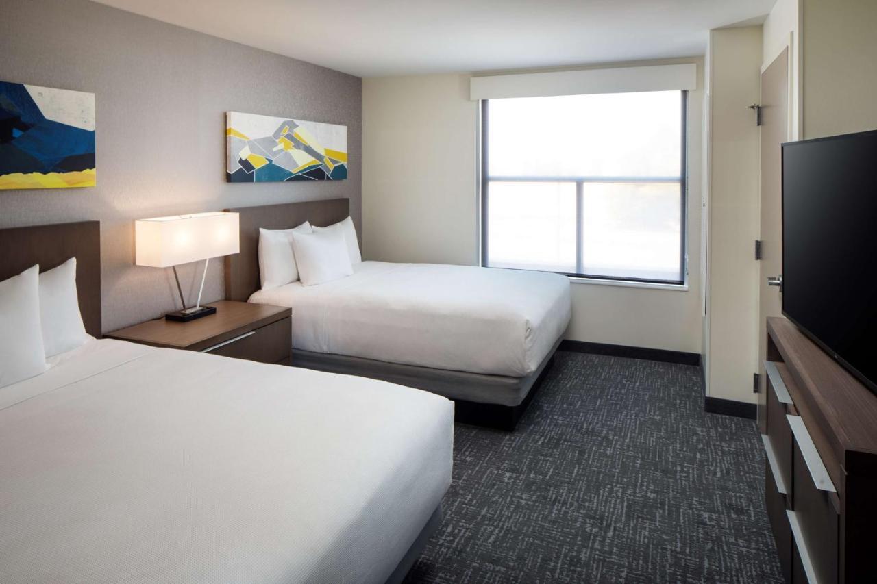 Hyatt House 바카빌 외부 사진